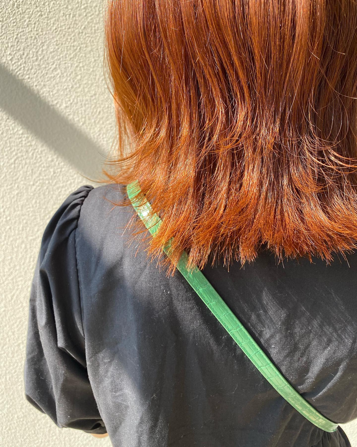 ︎．．ｏｒａｎｇｅ　ｃｏｌｏｒ夏っぽいカラーでイメージチェンジしてみませんか？？？🏻夏のイベント前の髪の毛の綺麗のお手伝いをぜひさせていただきたいです🏻‍♀️#orangehair #ハイトーン#レイヤーカット